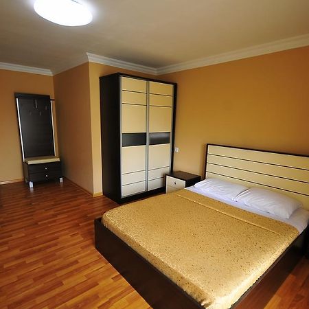 Prestige Hotel Batumi Exteriör bild