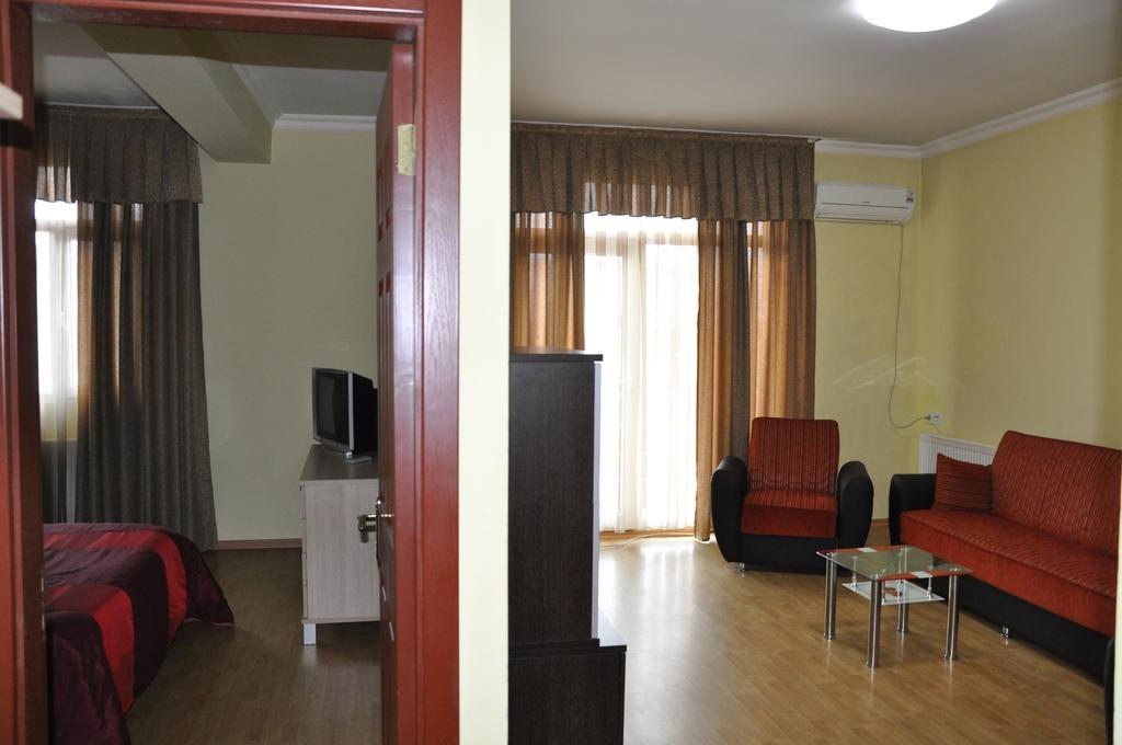Prestige Hotel Batumi Rum bild