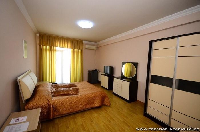 Prestige Hotel Batumi Exteriör bild